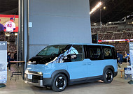 기아, ‘한일 드림 플레이어즈 게임 2025’에서 PV5 전시