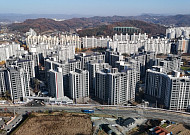 규제에 지방 기대감↑…비수도권 매매·전세·거래량 3박자 회복