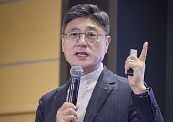 정재헌 SKT CEO "CEO의 C는 체인지, 창의력 발휘해 달라"