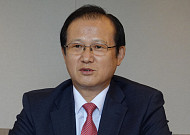 경찰, 前통일교 한국회장 소환…'정치권 로비 의혹' 수사 속도