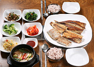 '2TV 생생정보' 오늘방송맛집- 배우 김승수 추천! 모둠 생선구이 맛집 '의○○○'