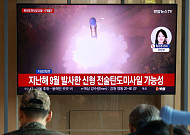 "개꿈 같은 소리" 말라는 北, 이틀 연속 미사일 발사