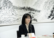 올해 이상문학상에 위수정의 ‘눈과 돌멩이’…삶의 모호함, 설원에 담다