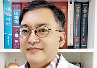 [진료실 풍경] 또 다른 아픔의 덩굴 속에서 해답을 묻는다
