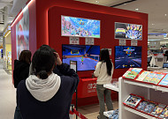 “귀여운 건 이길 수 없죠”...아이파크몰 용산점, 연매출 6500억 비결은 ‘이색 팝업’[가보니]