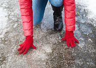 손발 차가워지고 색까지 변한다면⋯수족냉증’아닌 ‘이 질환’ [e건강~쏙]