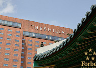 삼성증권 “호텔신라, 면세 수익성 개선 본격화…목표가 7만4000원으로 상향”