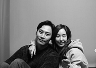 “함부로 울 수 없어”…김윤서, 故 정은우 향한 절절한 애도