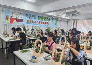 위기 속의 혁신… ‘숨은 고수’를 깨워 시장을 학교로 만들다 [영동시장 사람들➃]