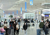 “설 5일 연휴 특수 잡아라”…여행업계, 할인전 활발