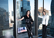 K-컬처 찾는 산레모 가요제, 한국 시니어 모델 무대 올라