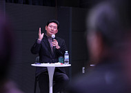 이상일 용인시장 "반도체 국가산단, 시민의 힘으로 사수해야"…기흥구 주민과 현장 소통