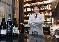 박철환 에이비씨컨텐츠그룹 총괄대표 “문화·예술·스포츠에도 와인 스며들게 할 것”[유통人터뷰]