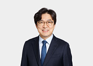 권혁우, 수원시장 예비후보 등록…"멈춘 수원 엔진 다시 돌린다"