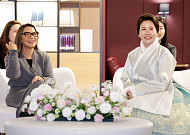 삼바 북 울린 민속박물관…한·브라질 영부인 ‘문화 외교’