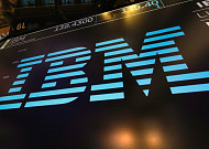 AI 산업 파괴론 고조에 IBMㆍ사이버보안주 ‘털썩’ [오늘의 뉴욕증시 무버]