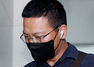 'VIP 격노설은 박정훈 망상' 허위 구속영장 군검사, 첫 재판서 혐의부인