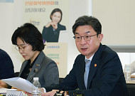 코스닥 2부리그 도입…저PBR 낙인·중복상장 차단 ‘증시 대수술’