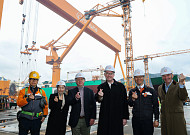 콜린 크룩스 주한 영국 대사, 한화오션 거제사업장 방문