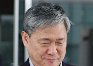 '배임 혐의' 김성수 전 카카오엔터 대표 2심...검찰 "김범수 증인신문 검토"