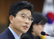 靑 정무비서관에 '현역' 정을호 내정
