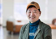 “노인 운동으로만 보면 오산, 파크골프는 시니어 산업”