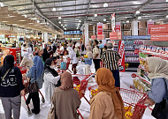 롯데마트 인니 하이브리드 매장, 리뉴얼 후 매출 60%·고객 수 4배 ‘쑥’