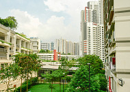 “부모 곁에 살면 돈 준다” 싱가포르, 노인 고립 막는 가족 결합 정책