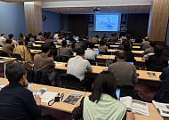 "현장 무시한 공급주의 '장롱로봇' 불러" 에이지테크 미래 점검