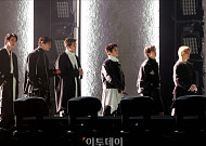 "잊혀질까 고민도"⋯방탄소년단, '2.0' 힘찬 선언 [BTS 광화문] (종합)