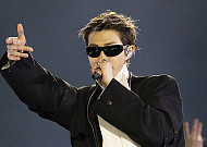 방탄소년단 RM, 광화문 공연에 감사와 사과⋯"모두 여러분 덕분"