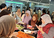 라마단 첫 끼에 오른 할랄 K-푸드…aT, 말레이 무슬림 공략 넓혔다