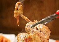 '2TV 생생정보' 오늘방송맛집- 닭 요리 최강자는? 솥뚜껑 닭볶음탕 vs 통닭