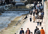 [내일날씨] 낮 최고 23도, 일교차 큰 봄날씨…중부·경북 건조주의보