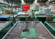 중동 정세 악화에 ‘나프타’ 수급 비상…식품업계 포장재 ‘재고 소진’ 우려↑