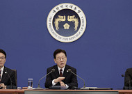 李대통령 "전기료 유지하지만, 손실 급증 우려…절약 동참해 달라"