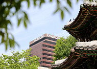 EQT, 더존비즈온 지분 90% 확보…상장폐지 '초읽기'