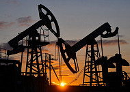 “전쟁이 바꾼 원유 흐름…아시아, 러시아산에 줄 선다”