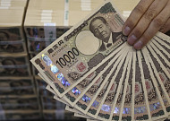 엔ㆍ달러 환율, 1년 8개월만에 160엔 돌파⋯중동 전쟁 장기화 우려 영향