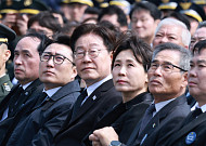 靑 "대통령 발언, 남북 냉혹한 현실 안타까움 표현"