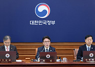 김총리 "내년 예산도 적극재정 유지, 지방·구조개혁·국민참여 전면 확대"