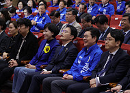 與, 서울시장 결선 투표 앞두고 후보들 지원사격…‘승리 낙관론’ 거듭 경계