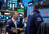 뉴욕증시 '혼조', 반도체주 '뚝'⋯北인권결의안 채택 外 [오늘의 주요뉴스]