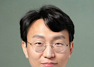 ‘저속노화’ 정희원 스토킹 무혐의 결론