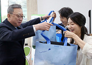 '에너지에 진심' 신한금융, 의류 기부ㆍ차량 5부제로 ESG 앞장