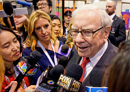 증시 조정에도⋯‘현금왕’ 버핏 “지금은 살 게 없다”