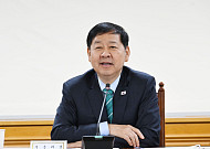 구윤철 “외환안정 세제 3종세트 안착하면 외환수급 개선될 것”