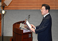 李대통령, '전쟁 추경' 서둘러야…"민생경제 전시 상황 총력 대응"