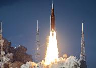 아르테미스 2호 탑재 'K-라드큐브'…성공적 사출돼 교신 수행 예정