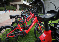 위험한 줄 알면서도⋯전기자전거 충전, 10명 중 7명은 '여기'